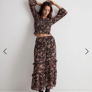 Madewell Tier Ruffle Smocked Midi skirt. Size XS